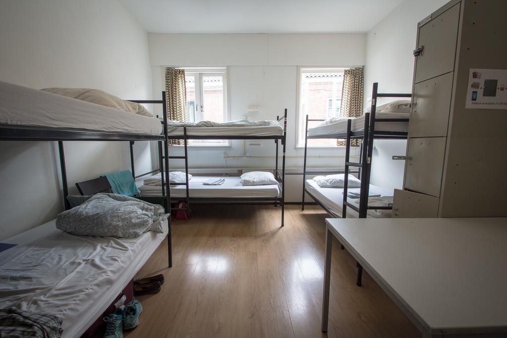 Stone Hotel & Hostel Утрехт Стая снимка